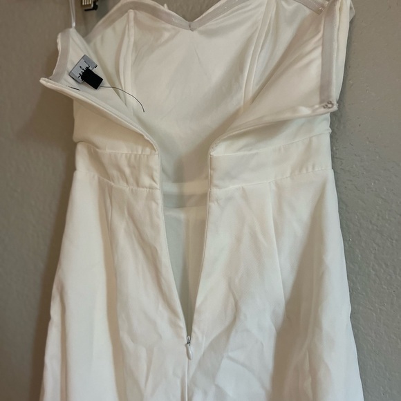 NWOT Won a Heart White Strapless Wide Leg Jumpsuit - Picture 4 of 7